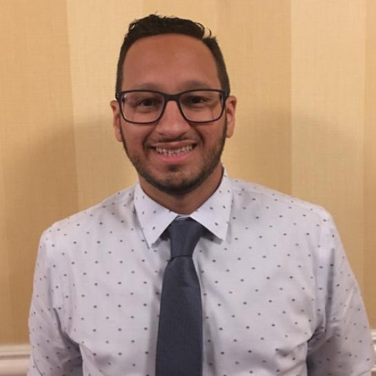 Headshot of Victor Torres